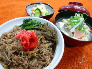 6月16日　牛丼2.JPG